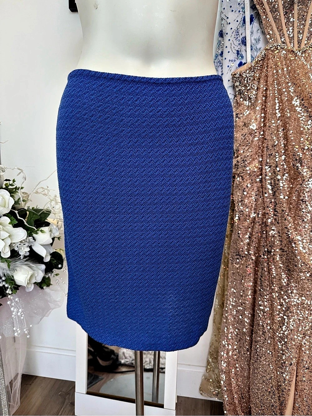 St. John Blue Mini Skirt Size 8 Like New